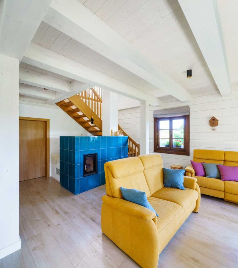 Poloroubenka Benesovsko 15