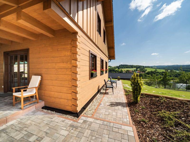 Poloroubenka Benesovsko 17