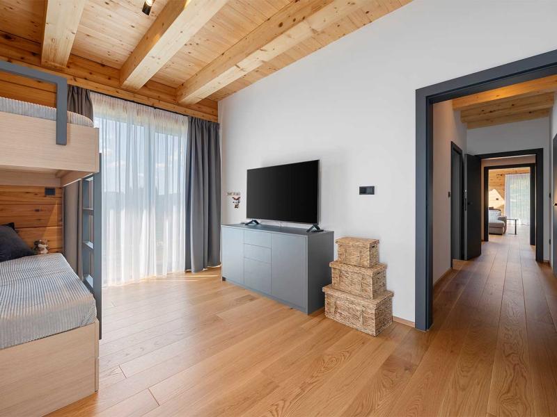 Poloroubenka Lipno 17