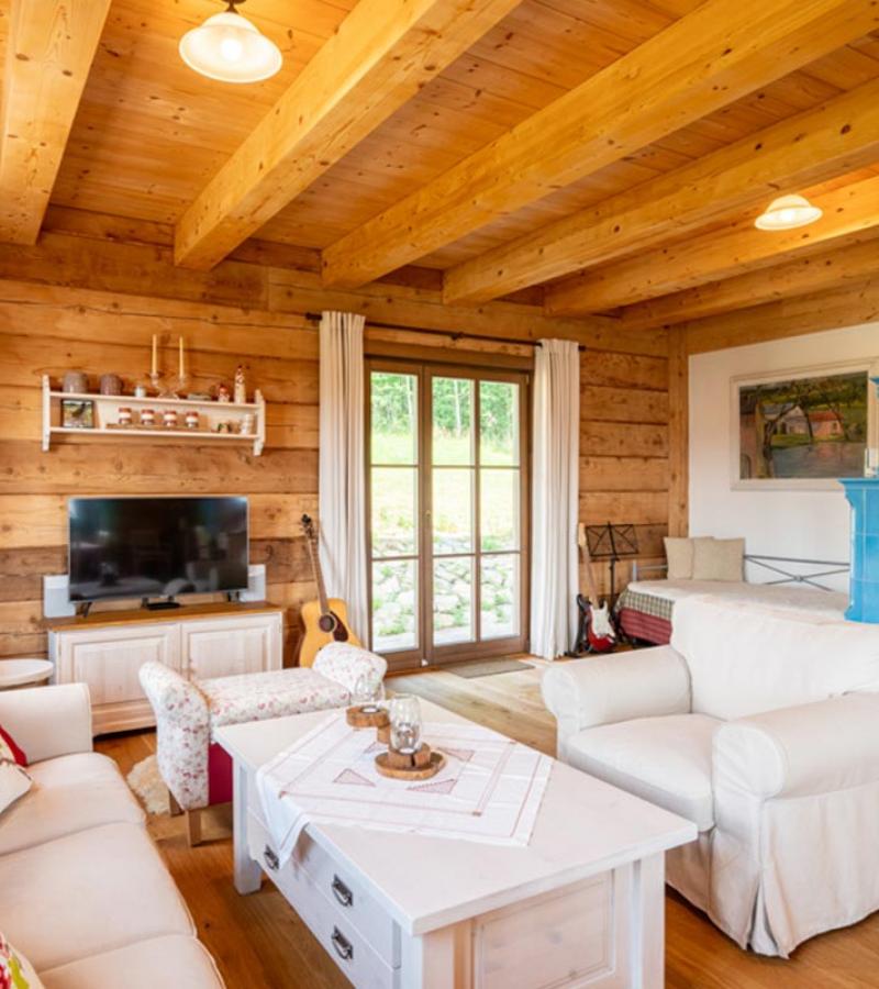 Poloroubenka Srni 15 New