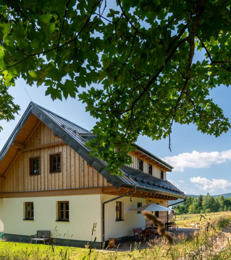 Poloroubenka Srni 2 New