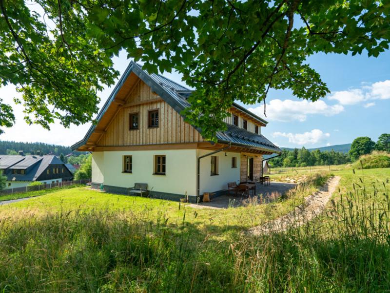 Poloroubenka Srni 3 New